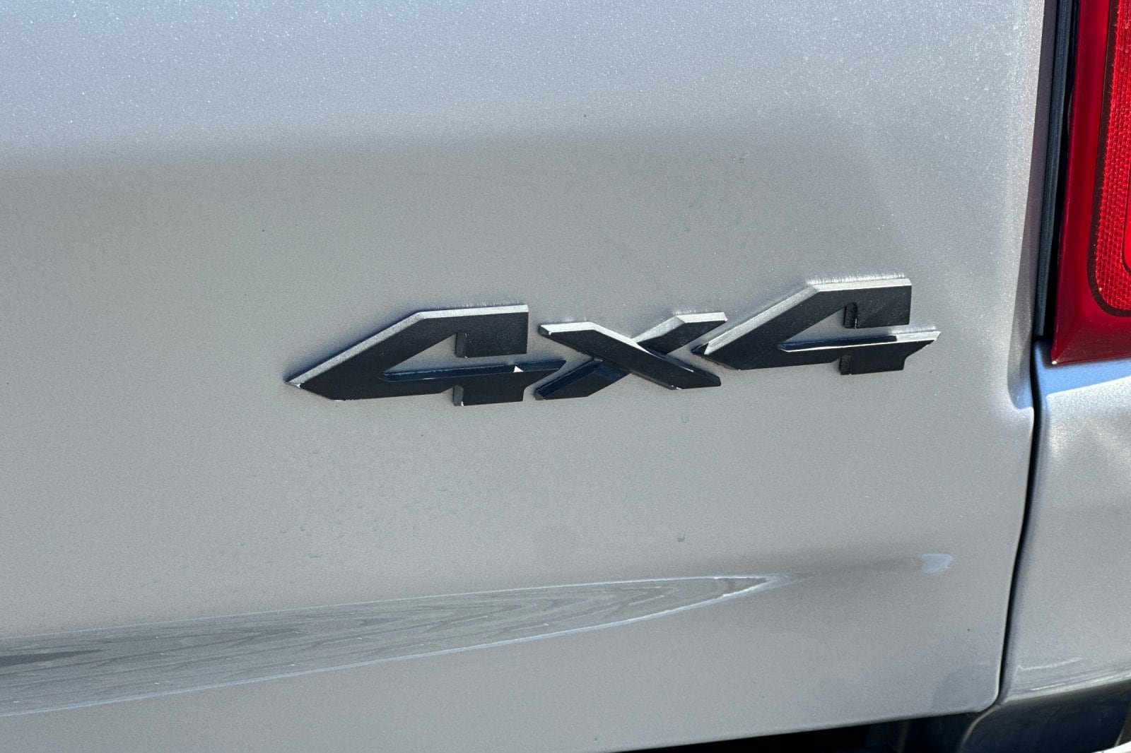 Used 2022 RAM 1500 Laramie AWD/4WD image 26