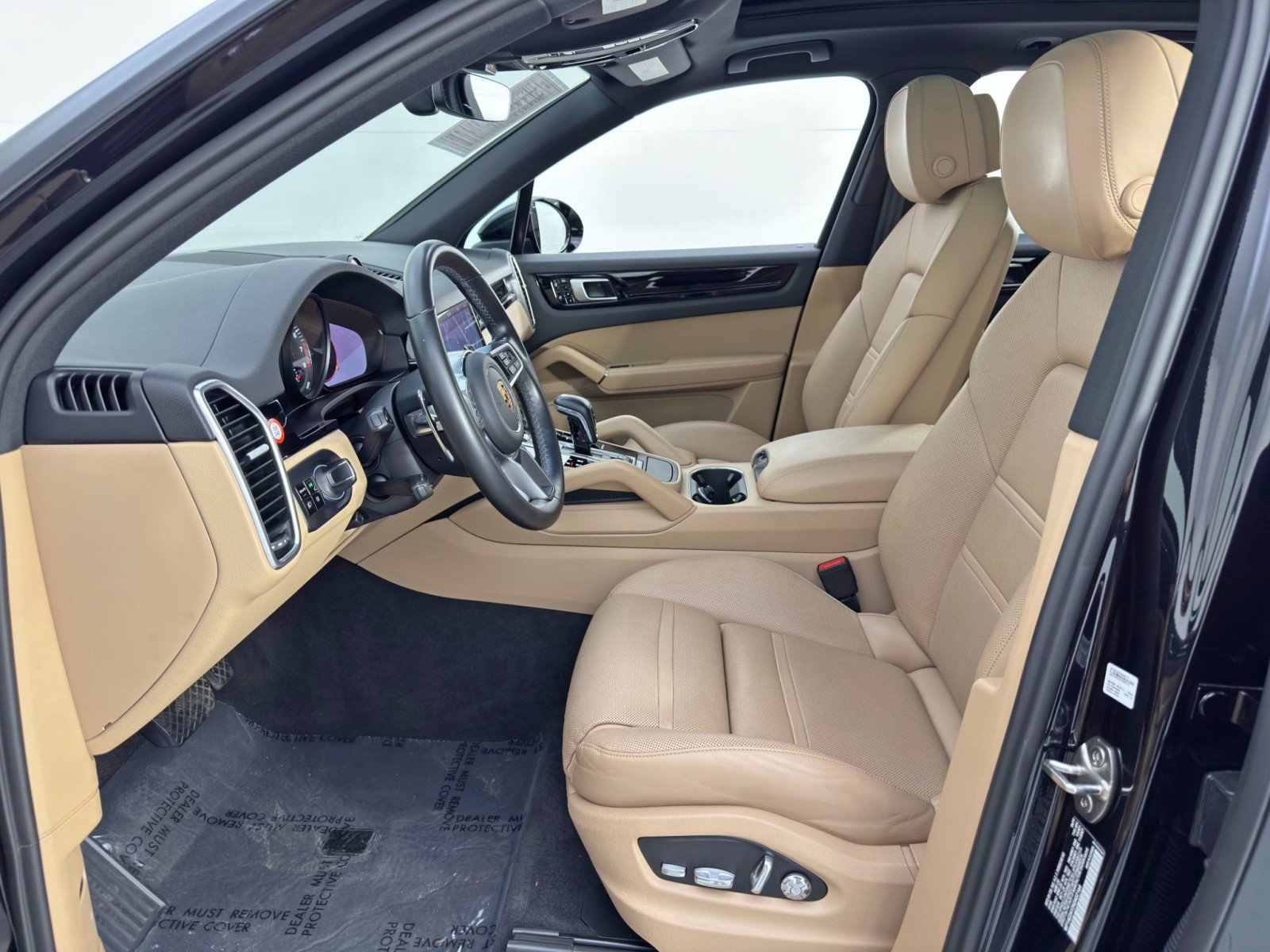 Used 2019 Porsche Cayenne E-Hybrid image 17