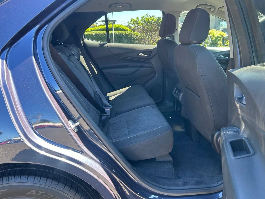 Used 2018 Chevrolet Equinox LT FWD image 30
