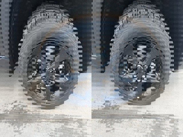 New 2025 Jeep Grand Cherokee L Limited w/ Black Appearance Package image 30