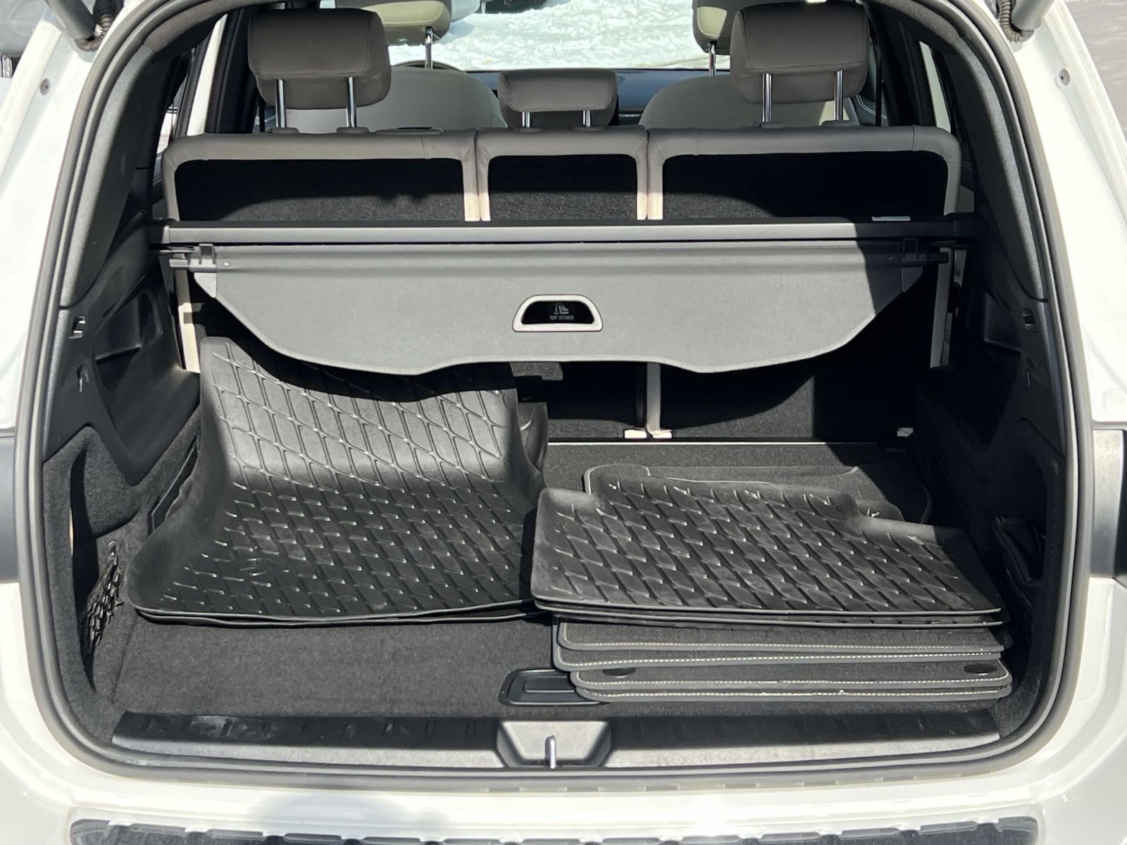 Certified 2024 Mercedes-Benz GLB 250 GLB 250 image 24