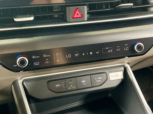 New 2026 Kia Carnival LXS FWD image 16