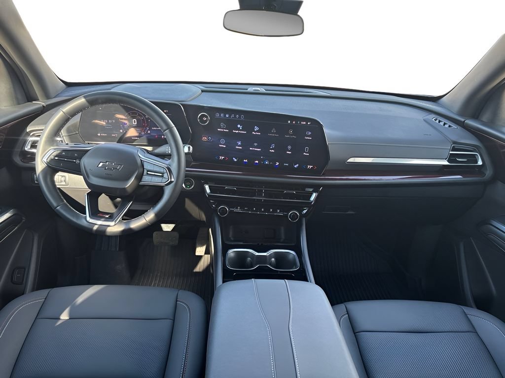 Used 2024 Chevrolet Traverse Z71 AWD/4WD image 14