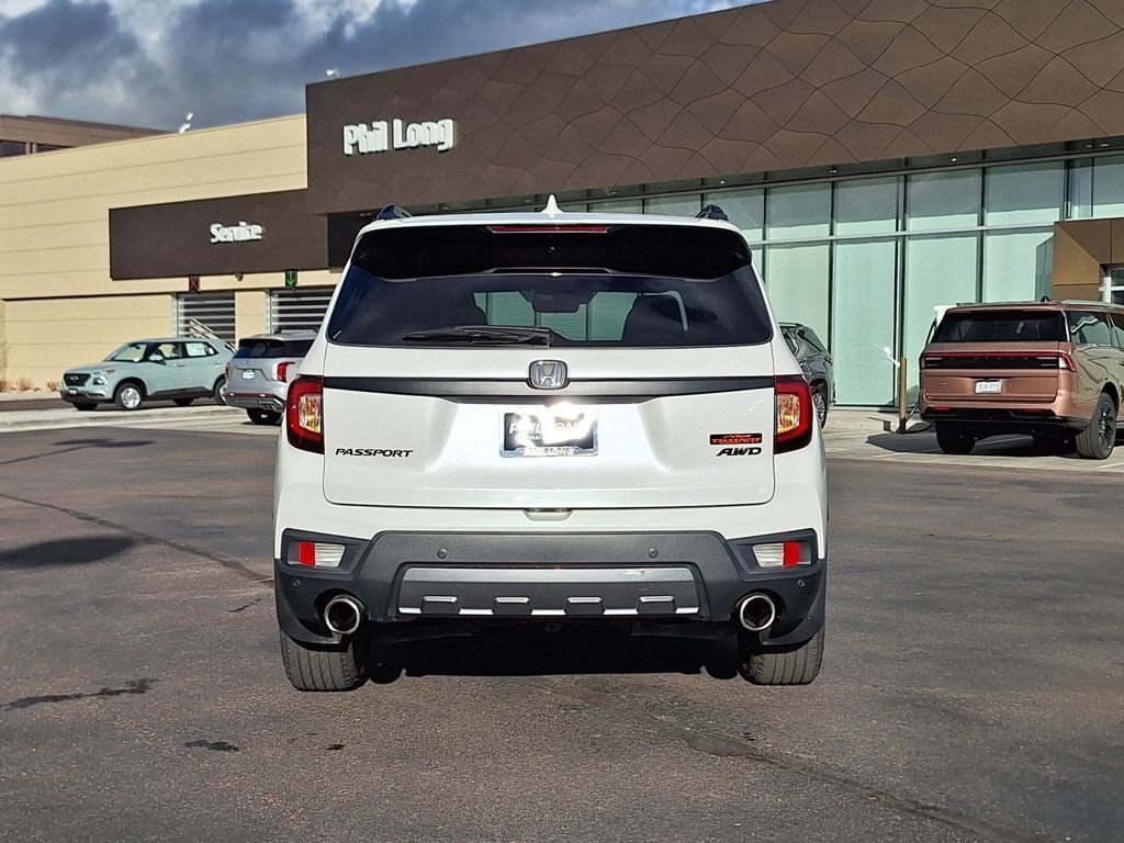 Used 2023 Honda Passport TrailSport image 4