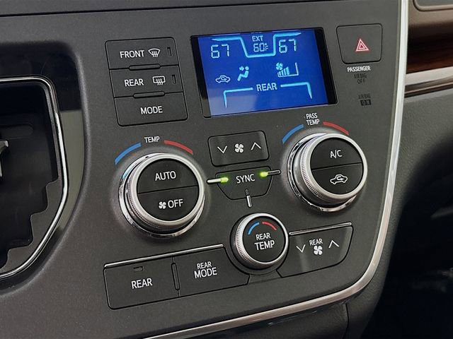 Used 2017 Toyota Sienna XLE image 16