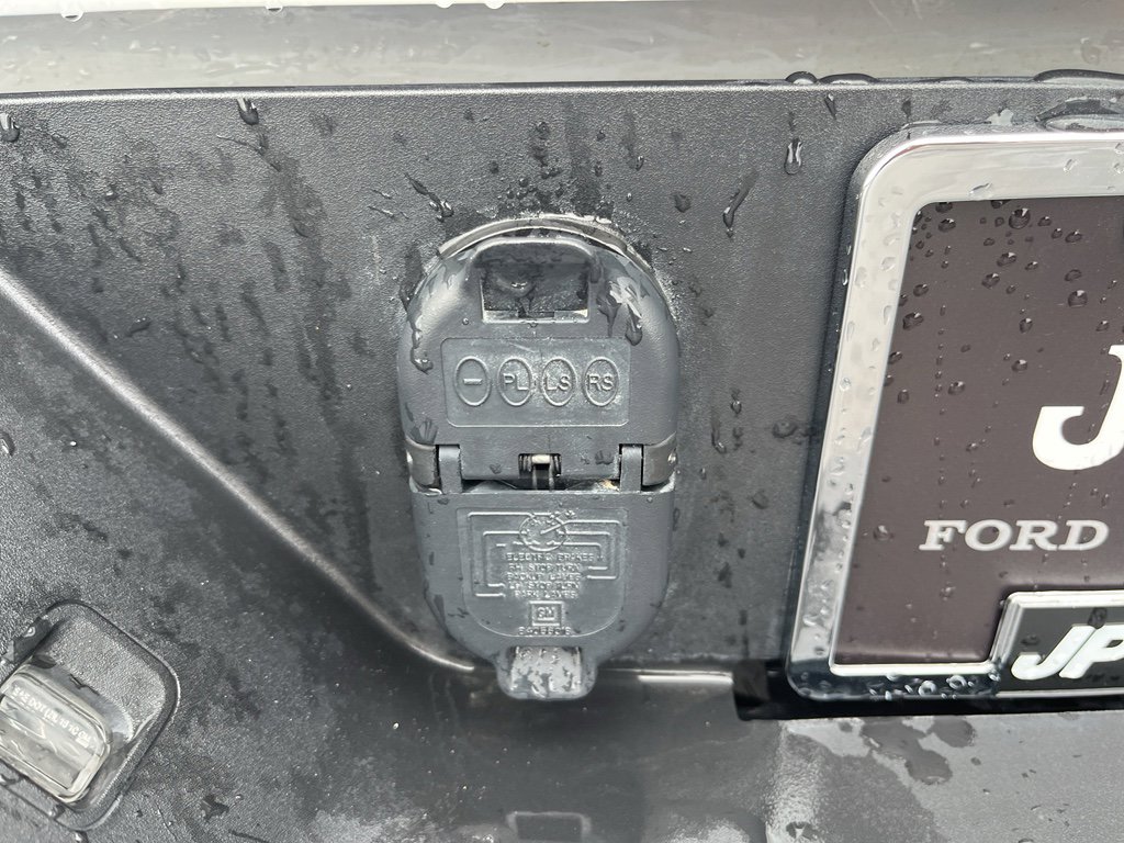 Used 2024 GMC Sierra 1500 Pro w/ Pro Value Package image 38