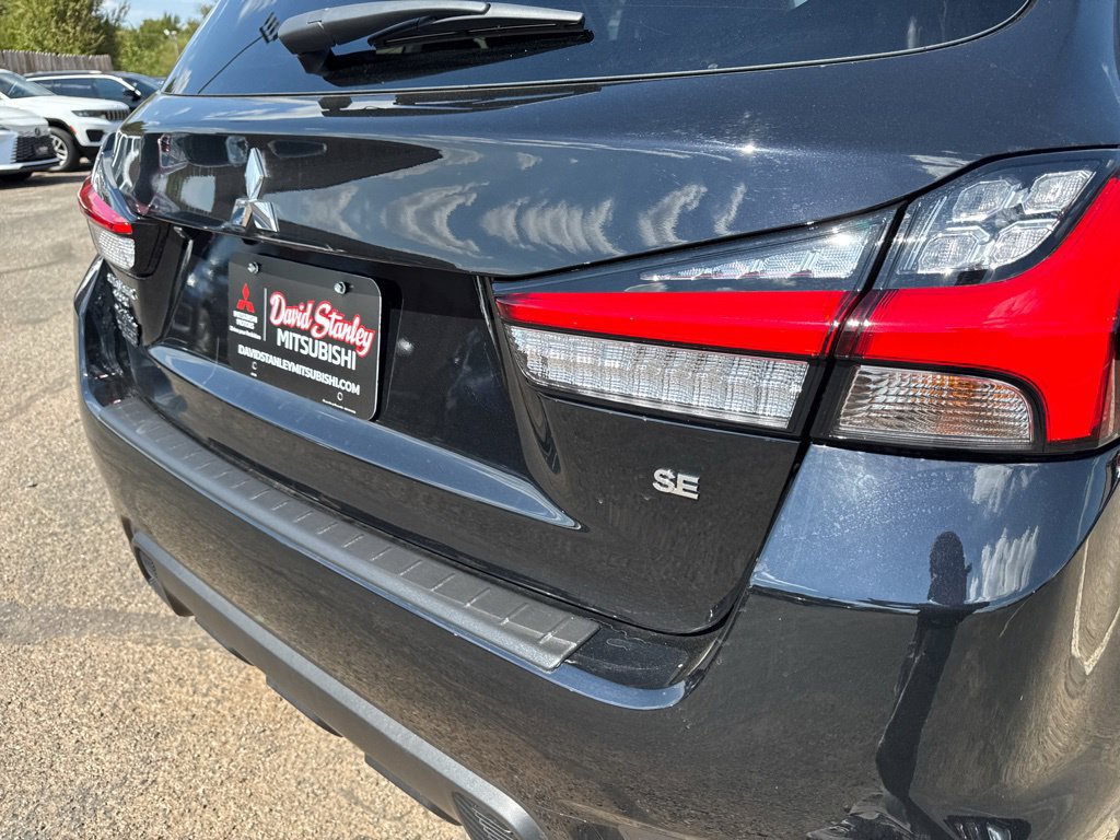 New 2027 Mitsubishi Outlander Sport SE FWD image 40