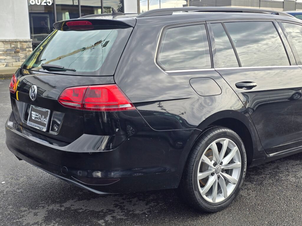 Used 2016 Volkswagen Golf SE image 6