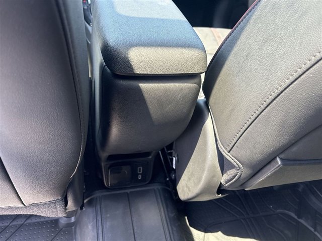 Used 2025 Chevrolet TrailBlazer RS w/ Convenience Package AWD/4WD image 21