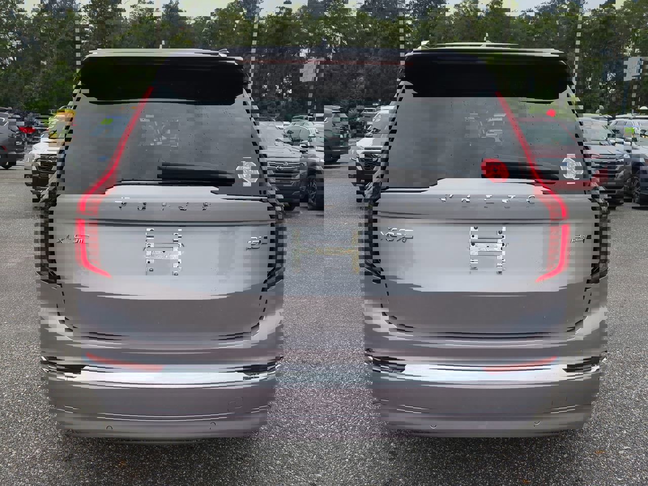 New 2026 Volvo XC90 B5 Plus image 5