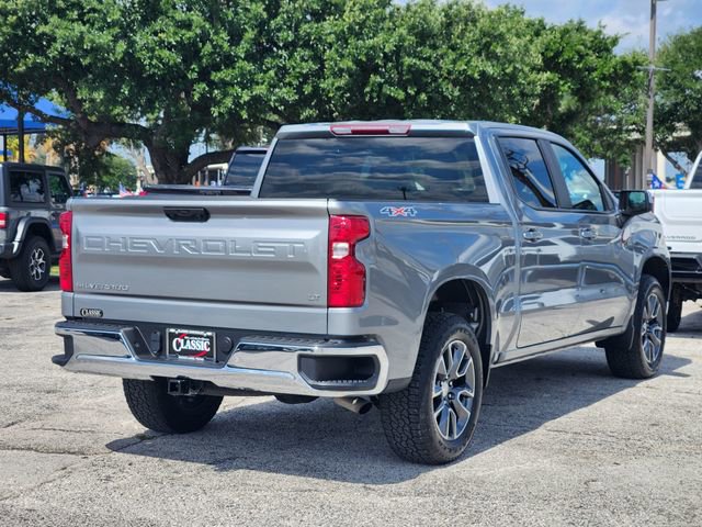 Used 2023 Chevrolet Silverado 1500 LT AWD/4WD image 7