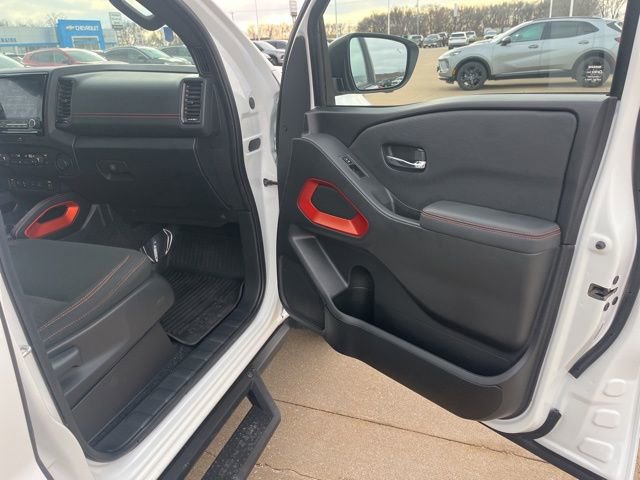 Used 2023 Nissan Frontier PRO-4X w/ Pro Convenience Package image 51