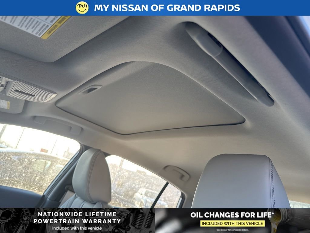 New 2026 Nissan Sentra SL w/ Floor Mat Package image 10