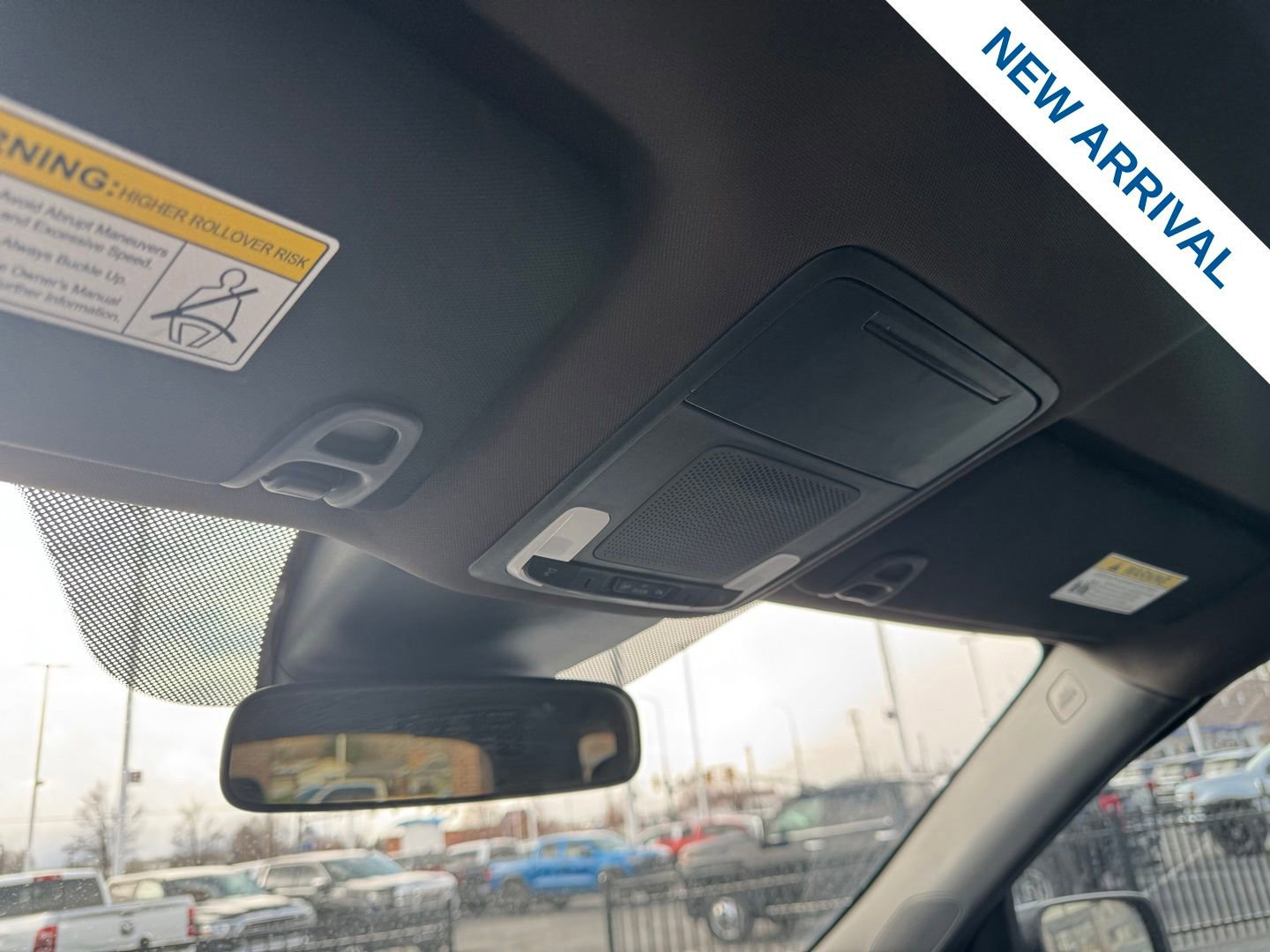 Used 2025 Honda Pilot Sport image 31