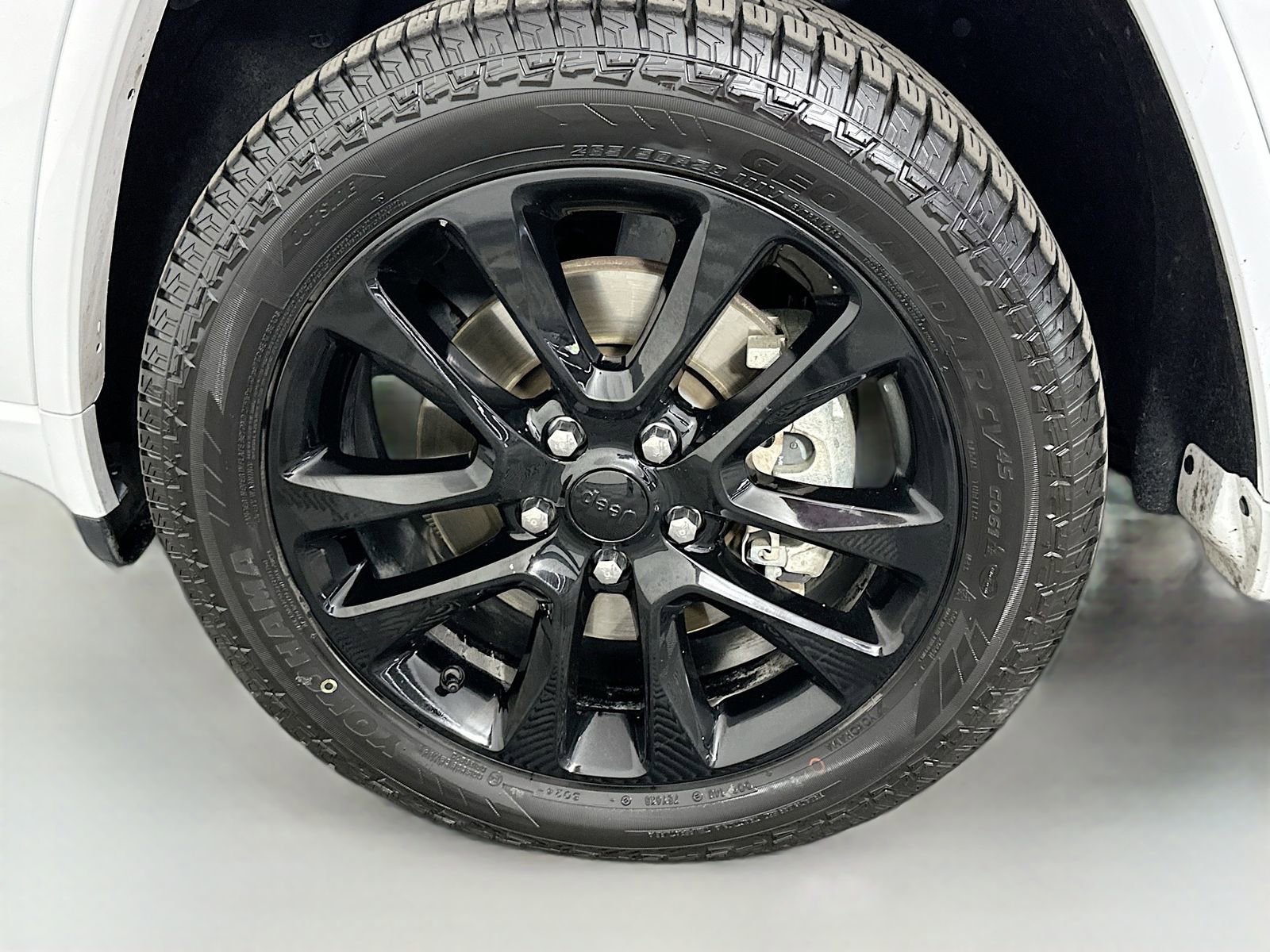 Used 2021 Jeep Grand Cherokee Laredo X AWD/4WD image 33