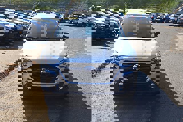 Certified 2025 Subaru Outback Premium image 2