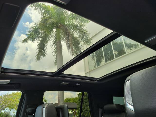 Certified 2023 Cadillac Escalade Sport Platinum w/ LPO, ONYX Package AWD/4WD image 39