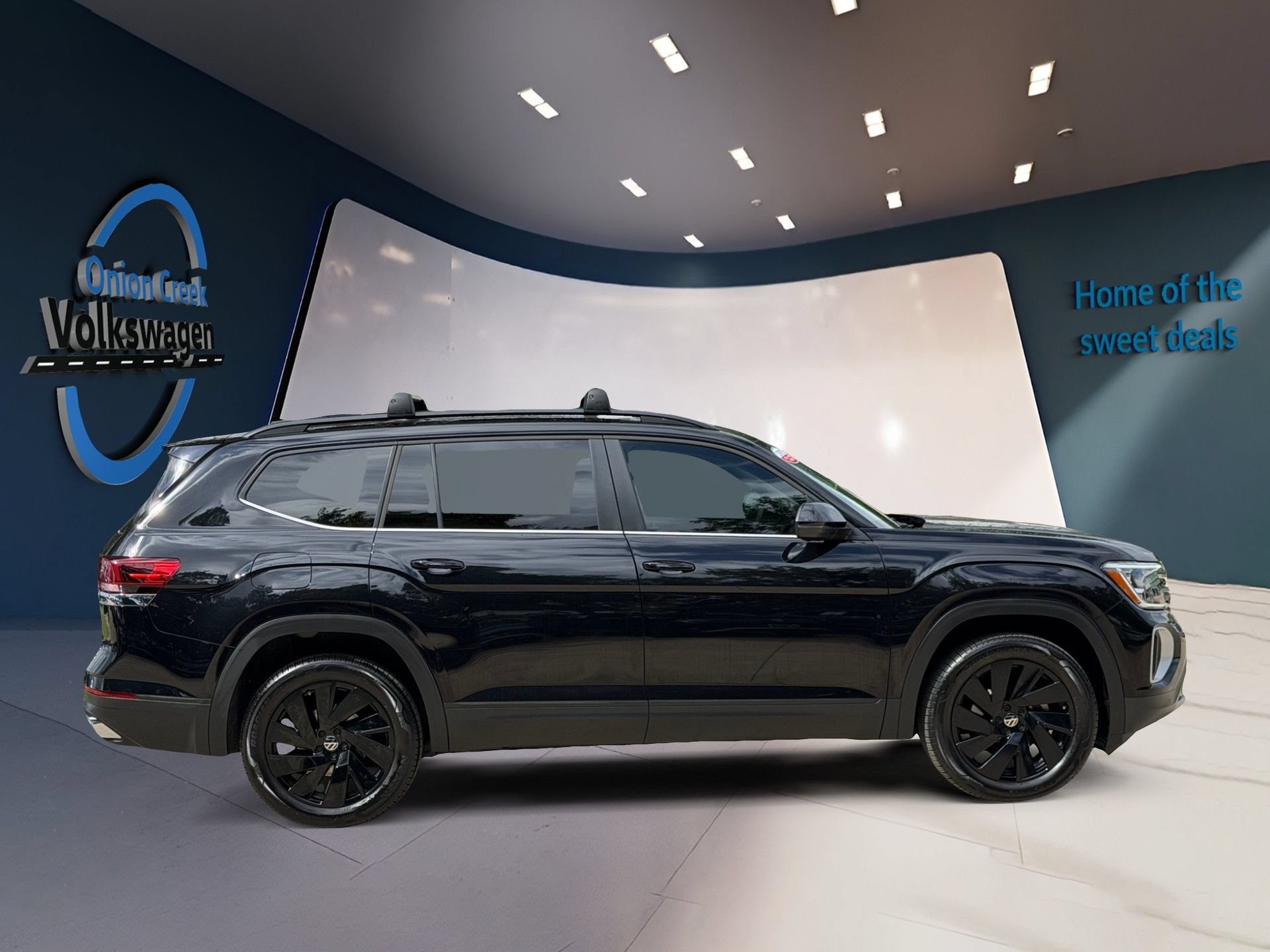 Certified 2026 Volkswagen Atlas SE FWD image 7