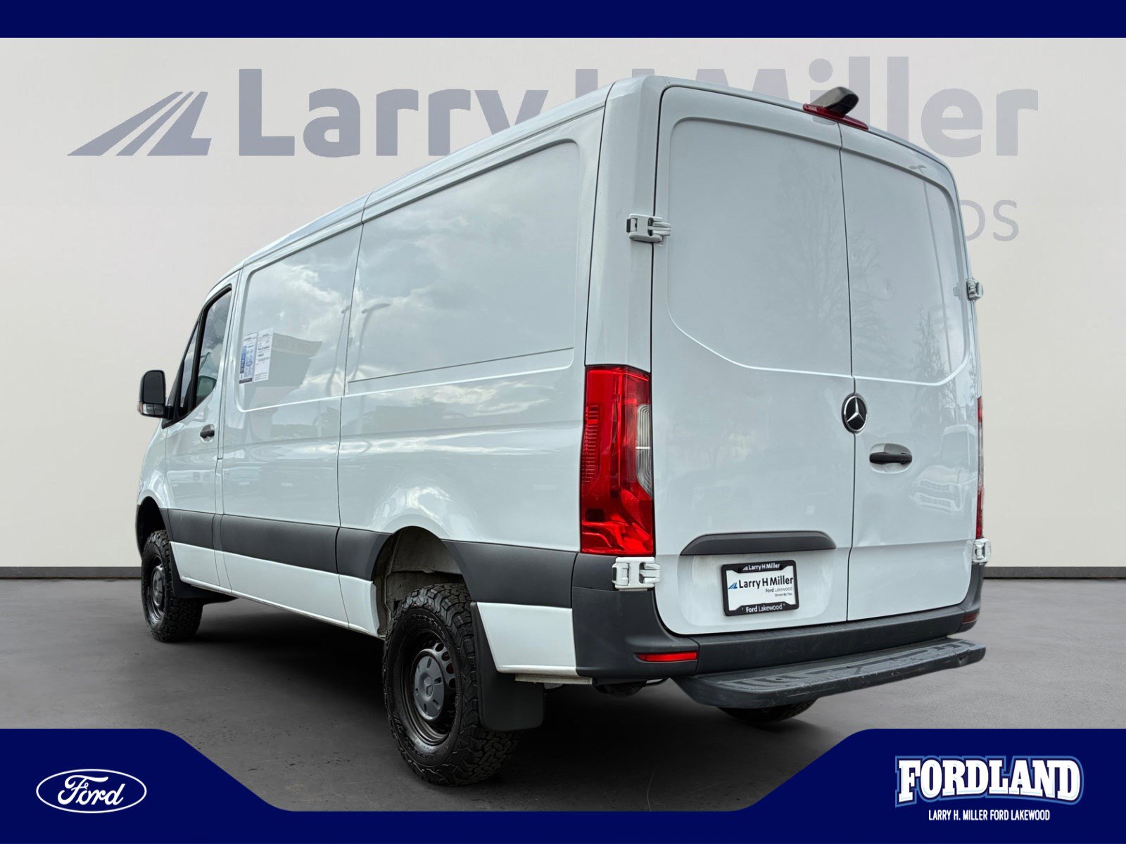 Used 2020 Mercedes-Benz Sprinter 2500 image 3
