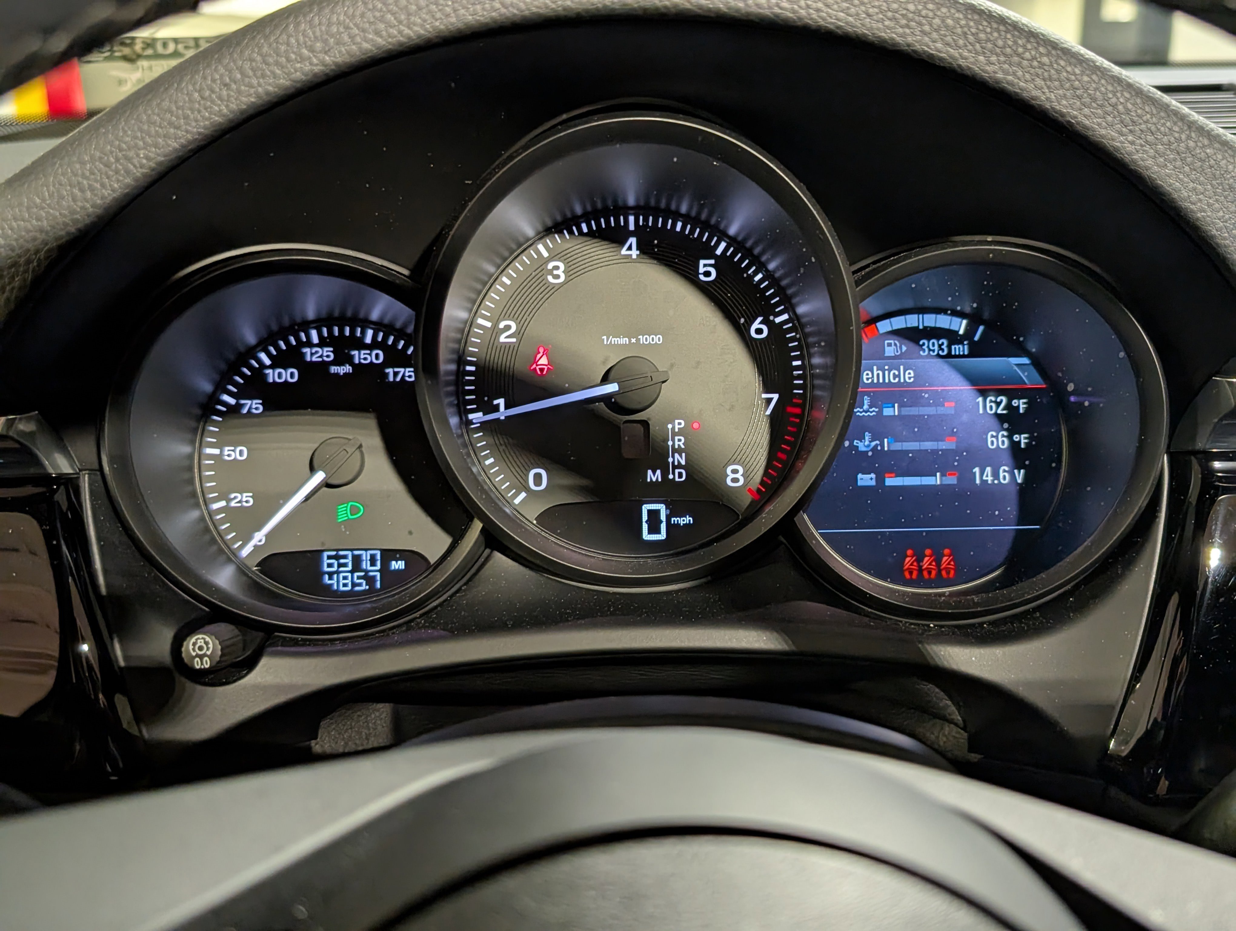 Certified 2025 Porsche Macan image 29