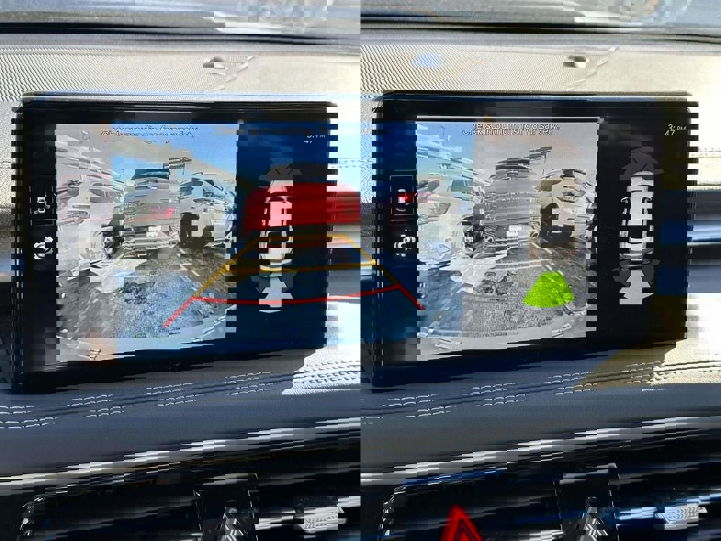 Used 2025 Genesis G70 3.3T Advanced image 25