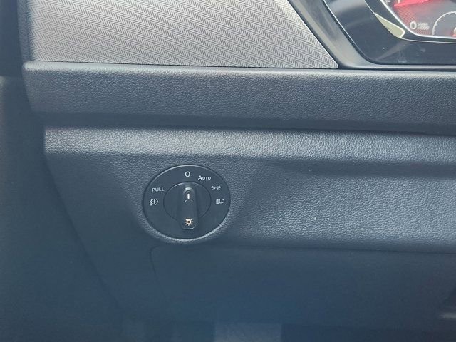 Used 2020 Volkswagen Jetta R-Line image 24