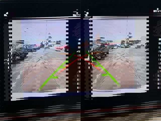 Used 2023 BMW 530e image 18