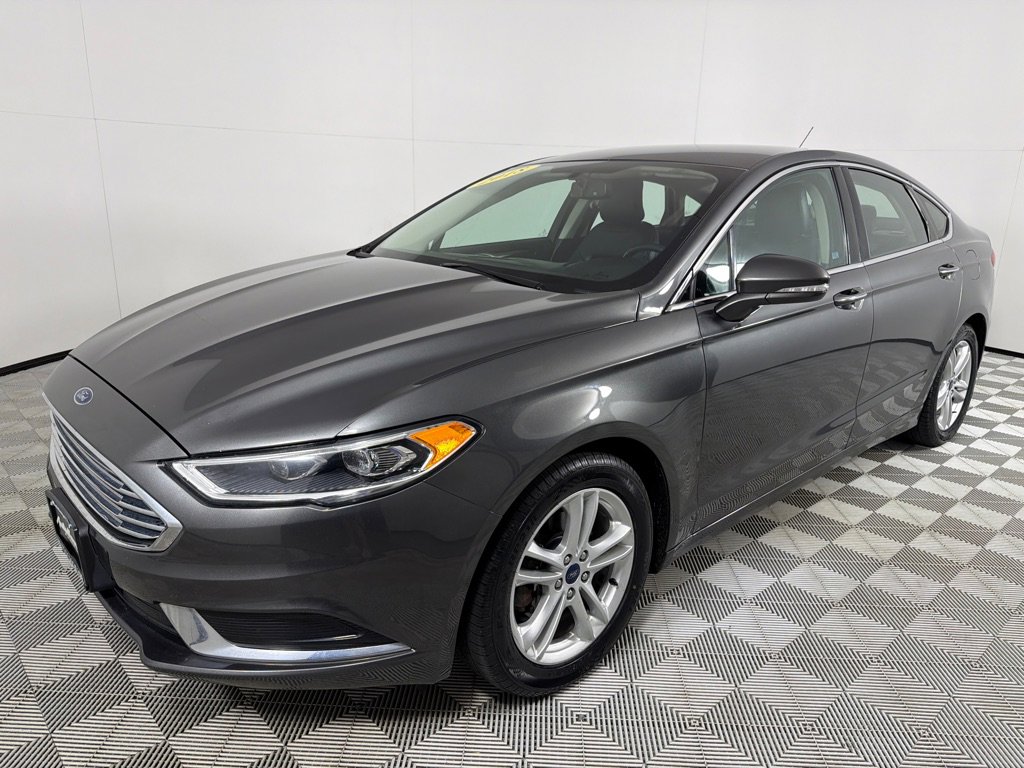 Used 2018 Ford Fusion SE image 8