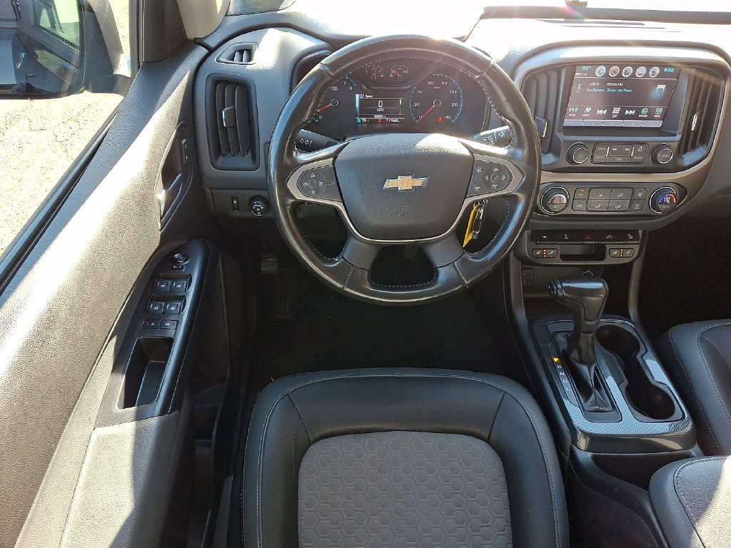 Used 2018 Chevrolet Colorado Z71 AWD/4WD image 17