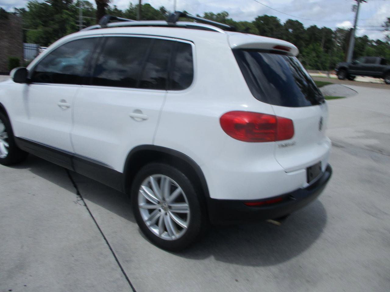 Used 2012 Volkswagen Tiguan S FWD image 26