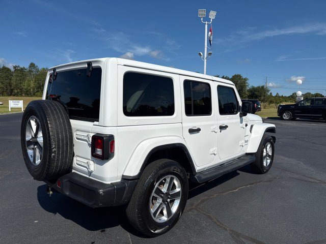 Used 2018 Jeep Wrangler Unlimited Sahara AWD/4WD image 3