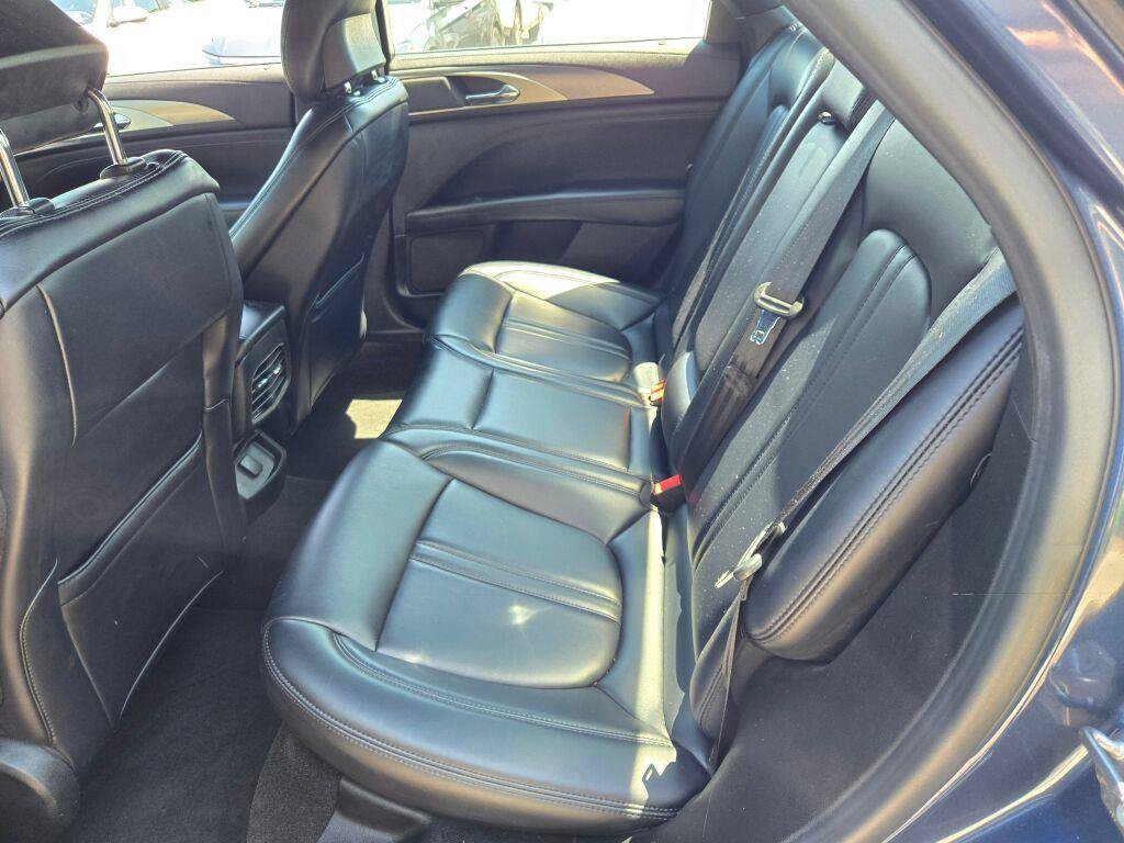 Used 2019 Lincoln MKZ Premiere FWD image 15