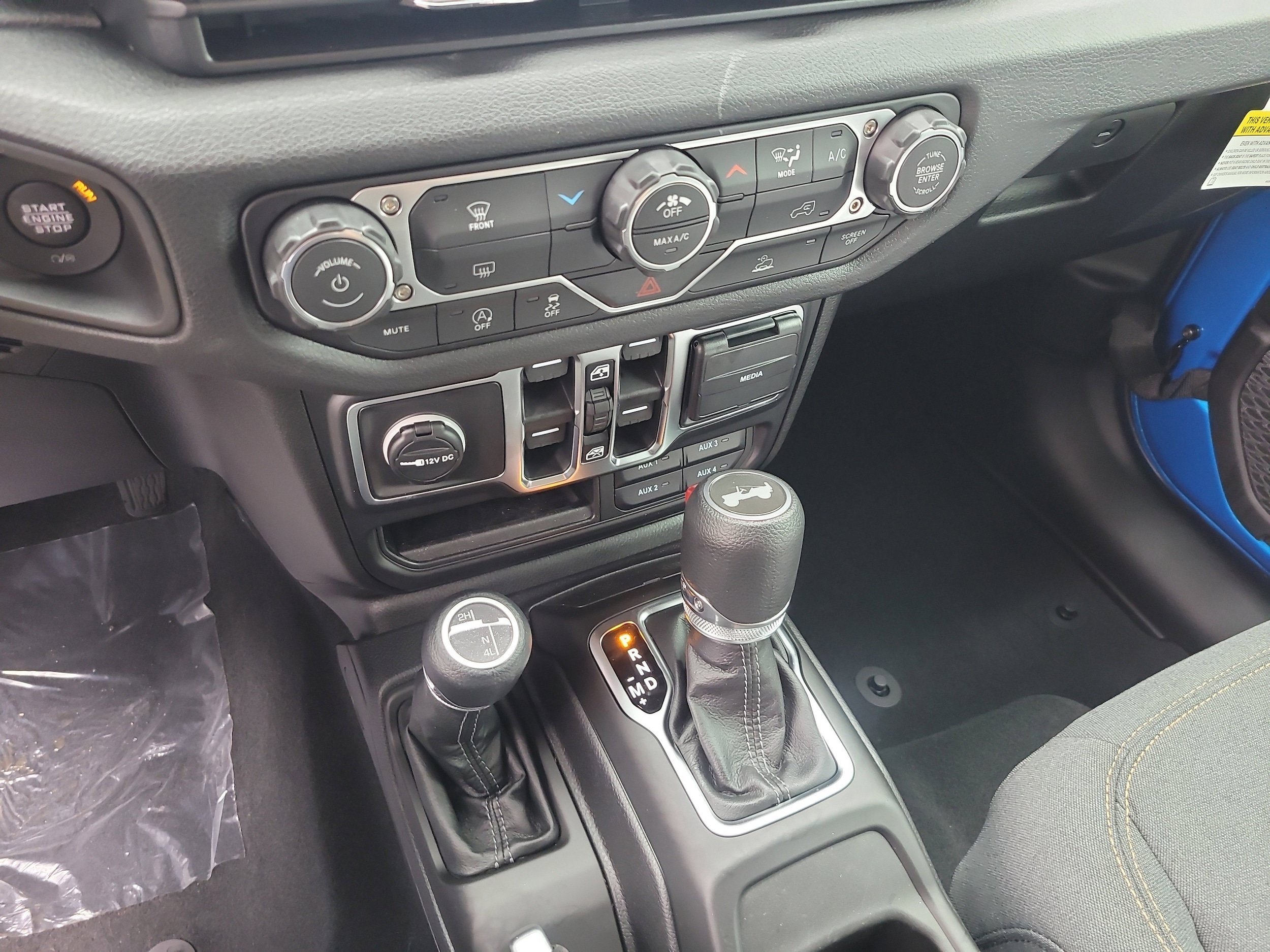 New 2026 Jeep Wrangler Unlimited Sport AWD/4WD image 18