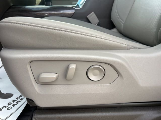 Used 2025 Chevrolet Silverado 1500 LTZ w/ LTZ Premium Package image 16