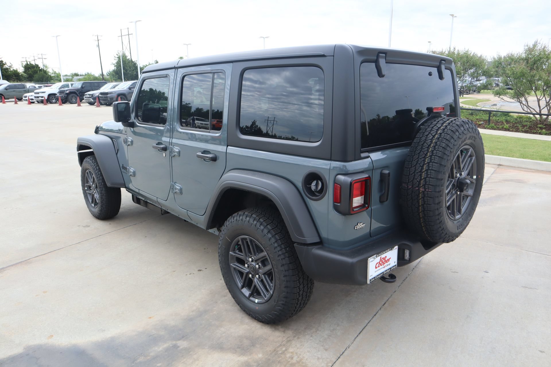 New 2026 Jeep Wrangler Unlimited Sport AWD/4WD image 21