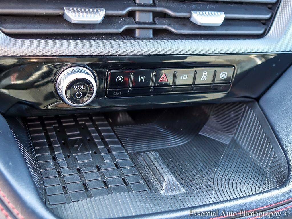 Certified 2025 Ford Explorer ST AWD/4WD image 21