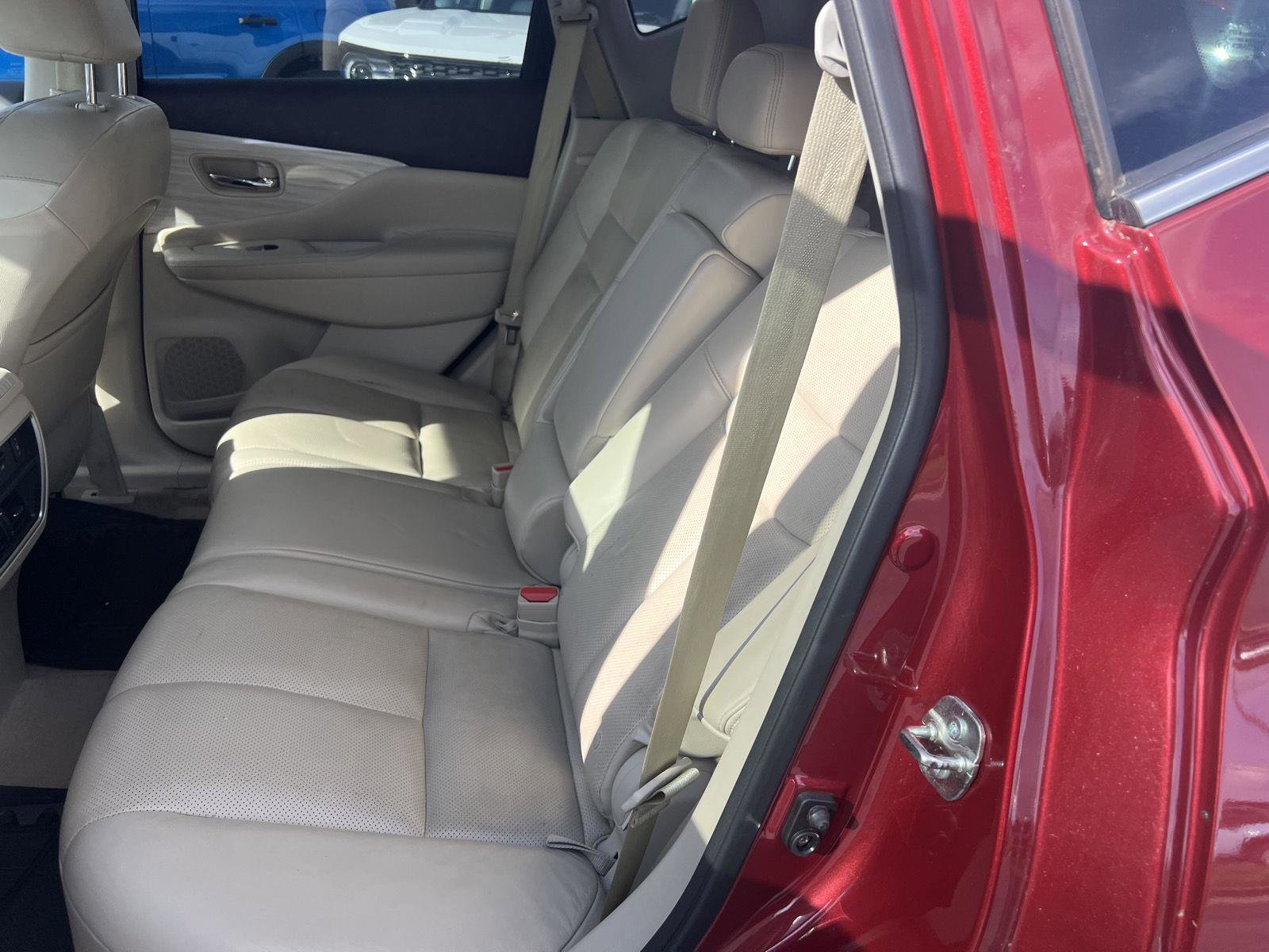 Used 2015 Nissan Murano Platinum w/ Platinum Technology Package AWD/4WD image 9