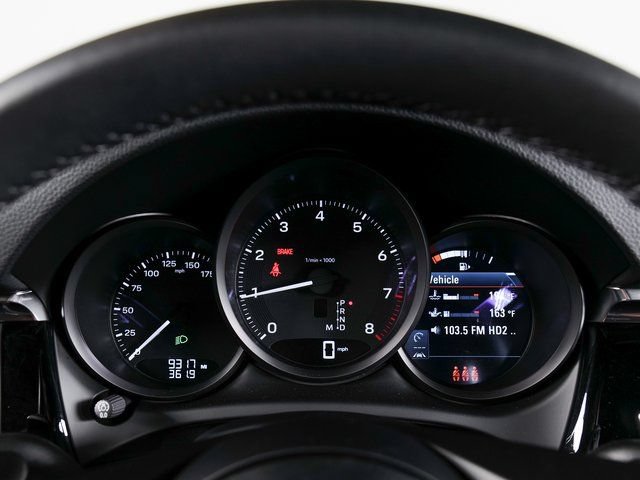 Certified 2026 Porsche Macan AWD/4WD image 21
