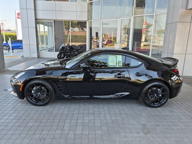 Used 2025 Toyota GR86 Premium w/ ALL Weather Mat Package (TMS) RWD image 12