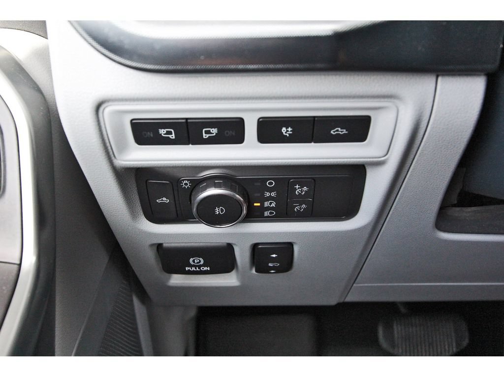 Used 2022 Ford F150 Limited AWD/4WD image 17