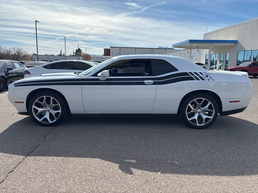 Used 2015 Dodge Challenger SXT Plus w/ Sound Group II video 2
