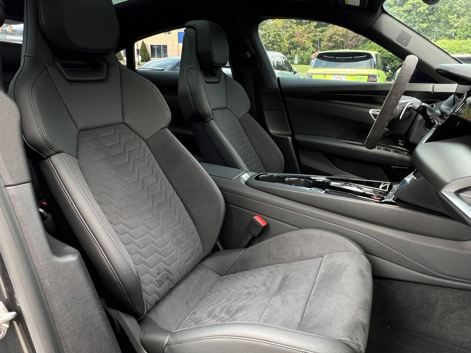 Used 2024 Audi e-tron GT Premium Plus AWD/4WD image 13