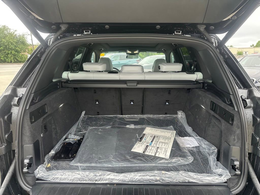Certified 2026 BMW X5 sDrive40i w/ Parking Assistance Package RWD image 21