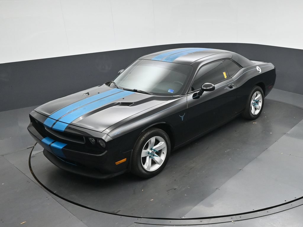 Used 2012 Dodge Challenger SXT RWD image 49
