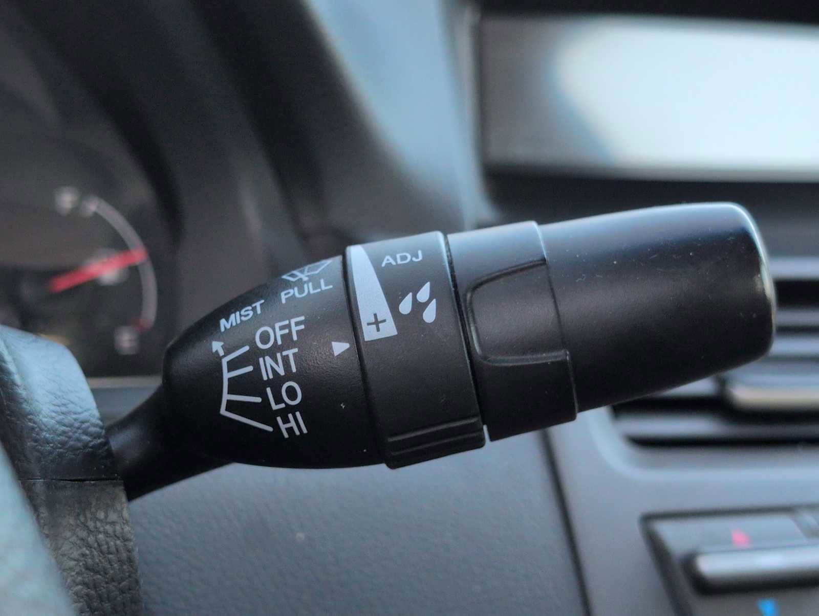 Used 2011 Honda Accord EX-L image 25