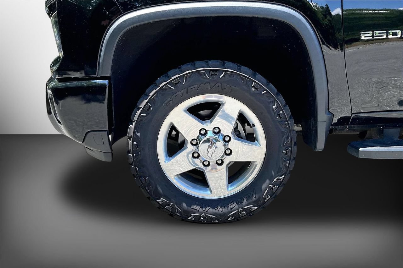 Used 2024 Chevrolet Silverado 2500 Custom w/ Custom Convenience Package AWD/4WD image 30