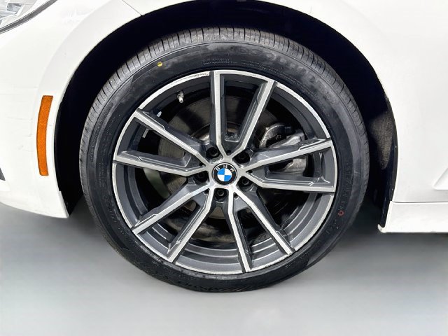 Used 2020 BMW 330i Sedan w/ Driving Assistance Package RWD image 37
