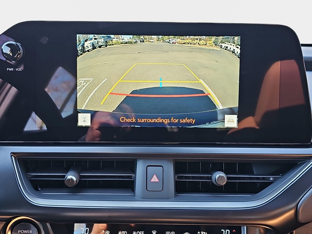 New 2026 Lexus UX 300h AWD w/ Accessory Package (P1) image 21
