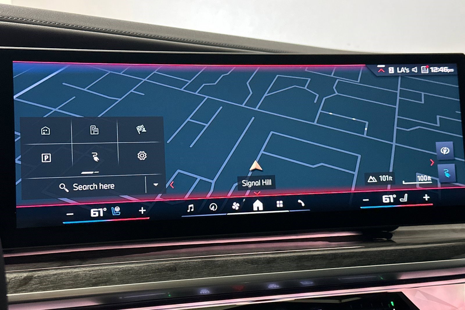 Certified 2024 BMW i7 M70 w/ Executive Package image 26