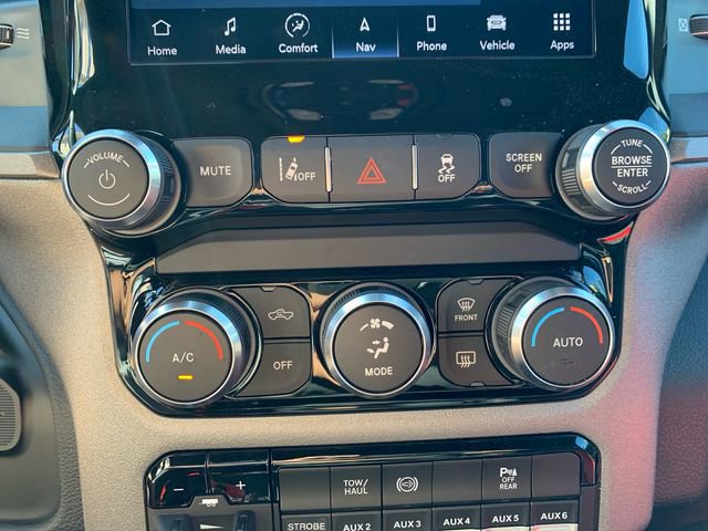 Used 2024 RAM 3500 Tradesman w/ Safety Group image 25